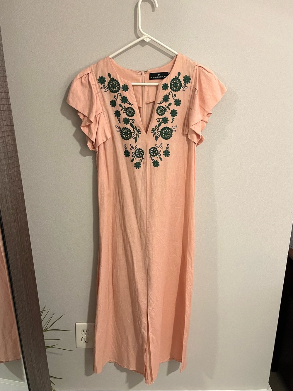 Tucknuck Pomander Place Pink Embroidered Linen Dress Size Small - Picture 4 of 14